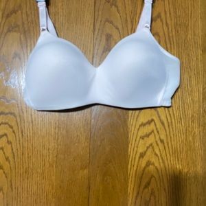 Light pink wireless bra (L) (38D)
